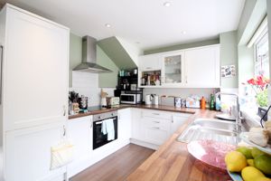 Kitchen/Diner- click for photo gallery